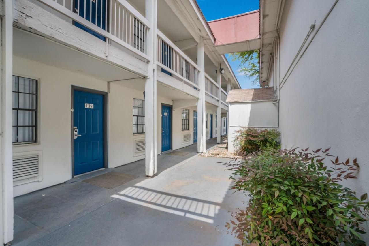 Motel 6-Dallas, Tx - Market Center Exterior foto
