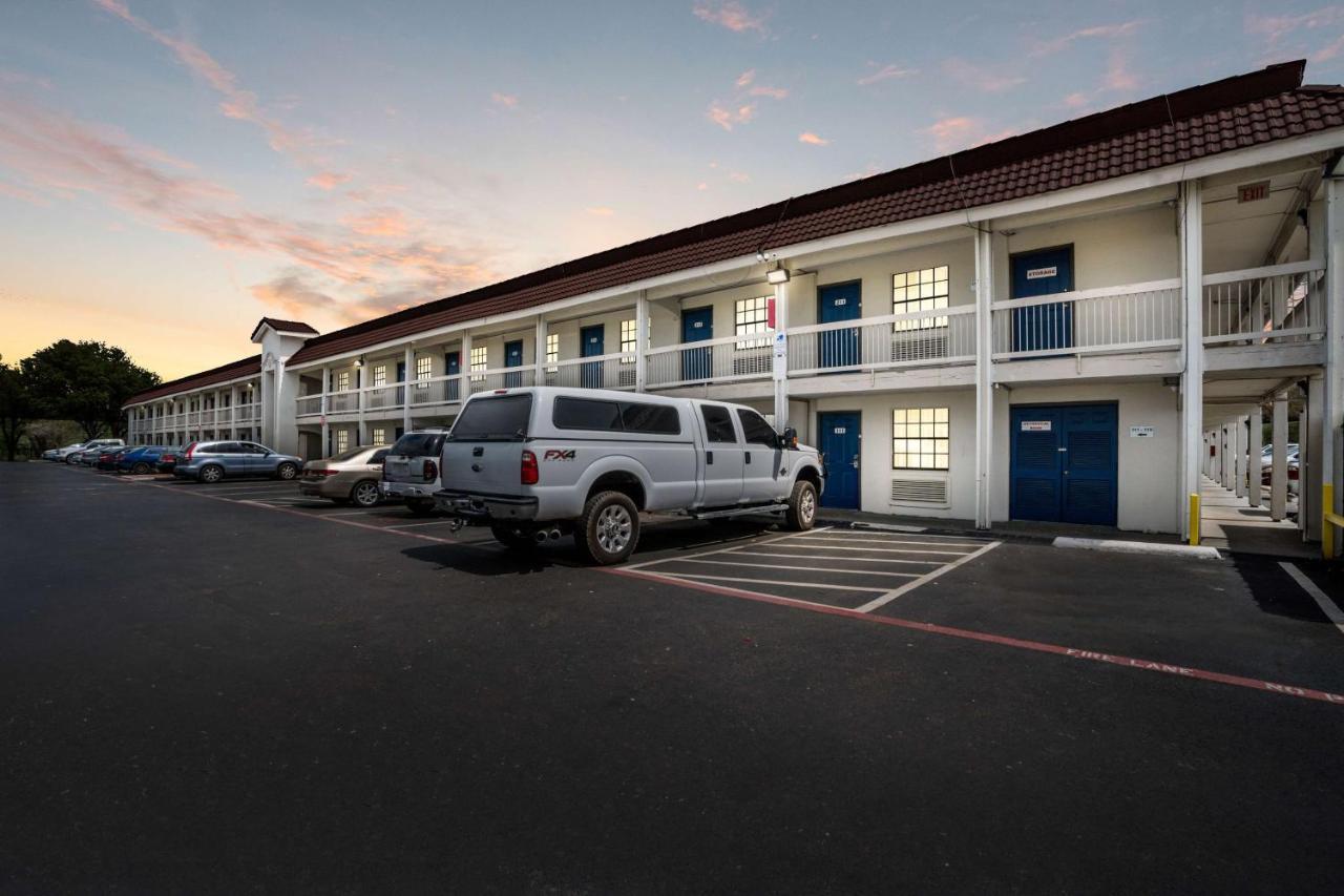 Motel 6-Dallas, Tx - Market Center Exterior foto