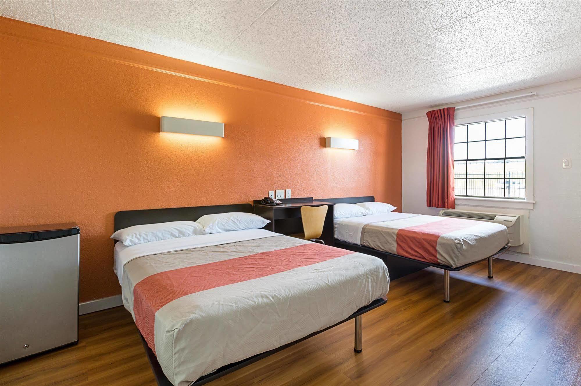 Motel 6-Dallas, Tx - Market Center Exterior foto